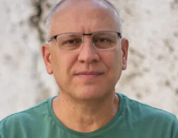 Claudio Roberto Varani